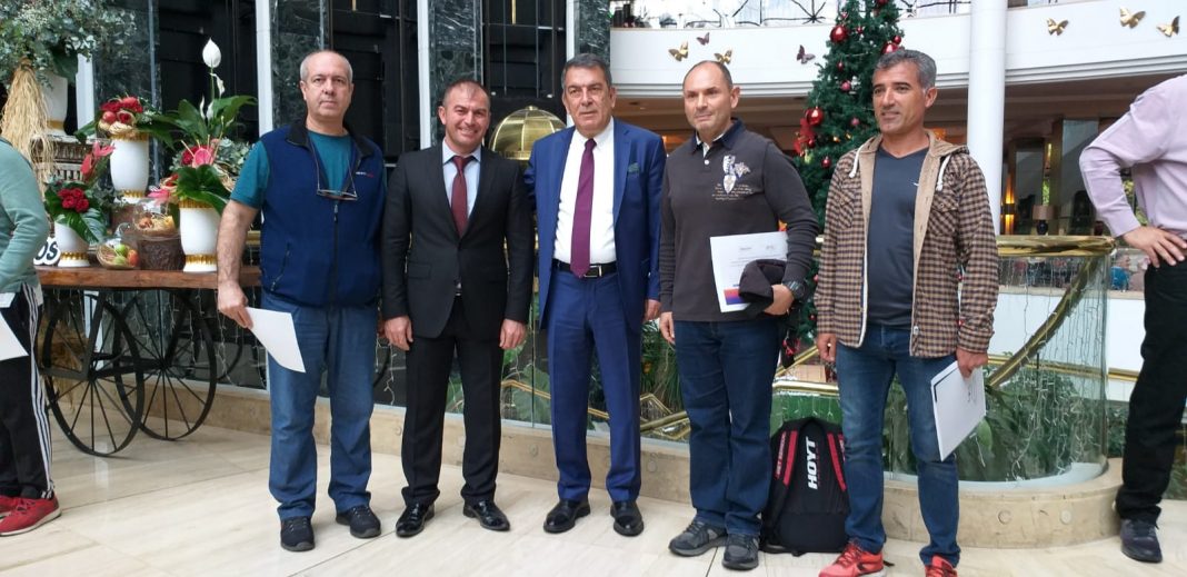 2.ve3.-AGS-20191201-08